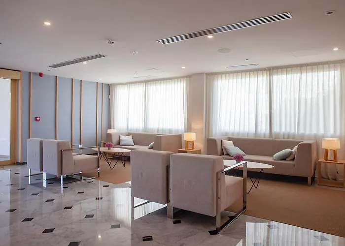 Hsm Golden Playa Hotel 4*